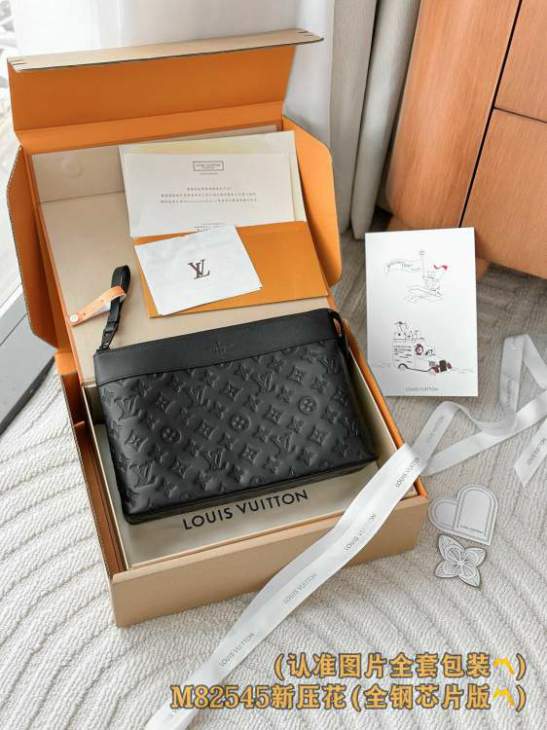 Picture of Louis Vuitton Wallets _SKUfw199736039fw